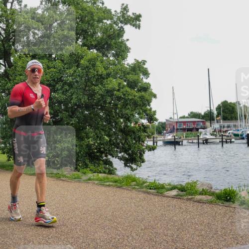 22.06.2025 - Viking Triathlon KatJ http://msf.ph/oto/8138187 22.06.2025 15:01:02 Laufen 93, 511 meine-sportfotos.de