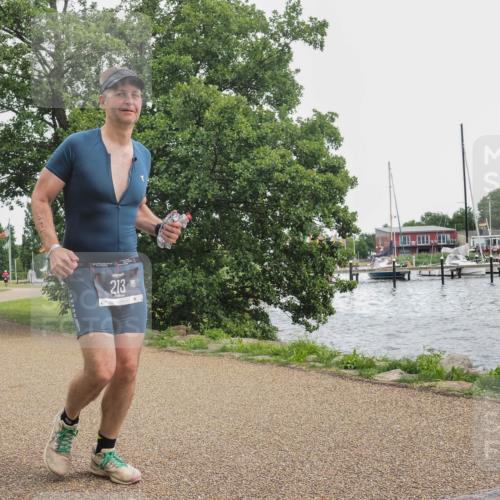 22.06.2025 - Viking Triathlon KatJ http://msf.ph/oto/8138204 22.06.2025 15:01:08 Laufen 213 meine-sportfotos.de