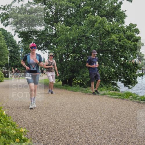 22.06.2025 - Viking Triathlon KatJ http://msf.ph/oto/8138260 22.06.2025 15:02:10 Laufen 477 meine-sportfotos.de