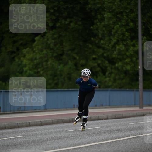 29.06.2025 - hella hamburg halbmarathon Dr. Thomas Lammeyer http://msf.ph/oto/8138341 29.06.2025 09:01:34 Kennedybrücke  meine-sportfotos.de