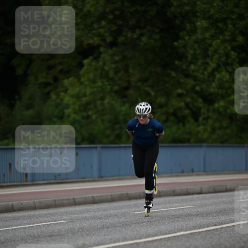 29.06.2025 - hella hamburg halbmarathon Dr. Thomas Lammeyer http://msf.ph/oto/8138346 29.06.2025 09:01:34 Kennedybrücke  meine-sportfotos.de