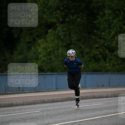 29.06.2025 - hella hamburg halbmarathon Dr. Thomas Lammeyer http://msf.ph/oto/8138362 29.06.2025 09:01:34 Kennedybrücke  meine-sportfotos.de