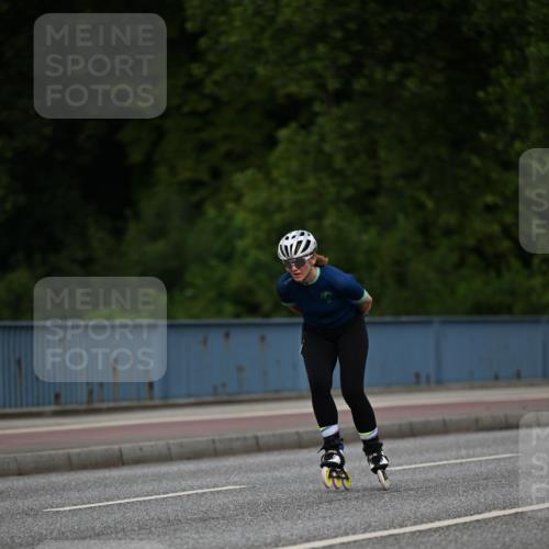29.06.2025 - hella hamburg halbmarathon Dr. Thomas Lammeyer http://msf.ph/oto/8138365 29.06.2025 09:01:35 Kennedybrücke  meine-sportfotos.de