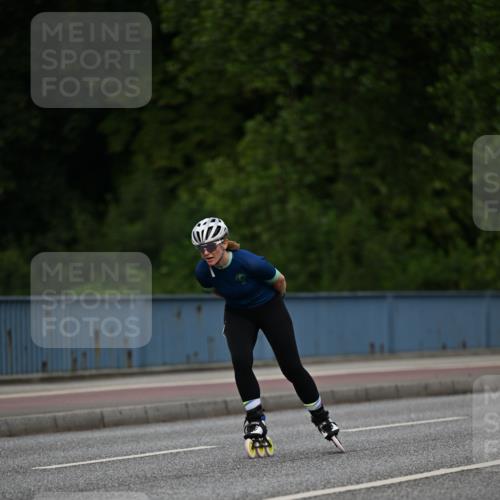 29.06.2025 - hella hamburg halbmarathon Dr. Thomas Lammeyer http://msf.ph/oto/8138366 29.06.2025 09:01:35 Kennedybrücke  meine-sportfotos.de