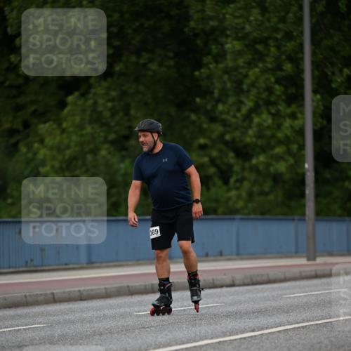 29.06.2025 - hella hamburg halbmarathon Dr. Thomas Lammeyer http://msf.ph/oto/8138372 29.06.2025 09:01:40 Kennedybrücke  meine-sportfotos.de