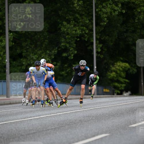 29.06.2025 - hella hamburg halbmarathon Dr. Thomas Lammeyer http://msf.ph/oto/8138392 29.06.2025 08:50:50 Kennedybrücke  meine-sportfotos.de
