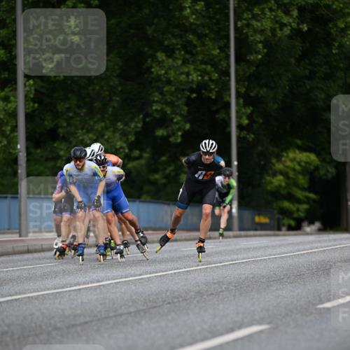 29.06.2025 - hella hamburg halbmarathon Dr. Thomas Lammeyer http://msf.ph/oto/8138393 29.06.2025 08:50:51 Kennedybrücke  meine-sportfotos.de