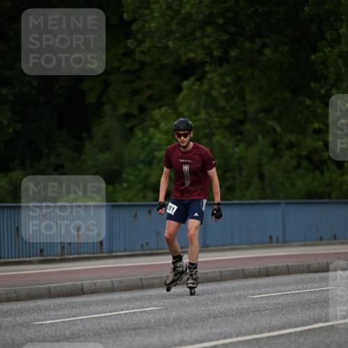 29.06.2025 - hella hamburg halbmarathon Dr. Thomas Lammeyer http://msf.ph/oto/8138399 29.06.2025 09:01:44 Kennedybrücke  meine-sportfotos.de
