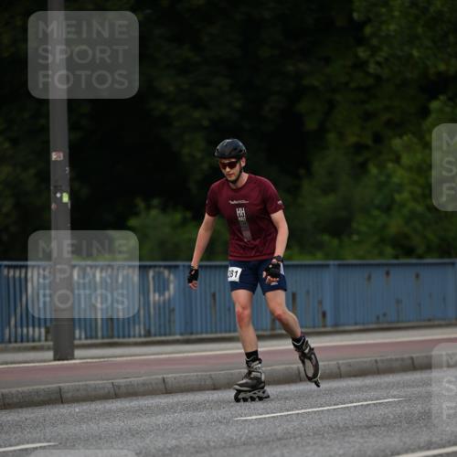 29.06.2025 - hella hamburg halbmarathon Dr. Thomas Lammeyer http://msf.ph/oto/8138405 29.06.2025 09:01:44 Kennedybrücke  meine-sportfotos.de