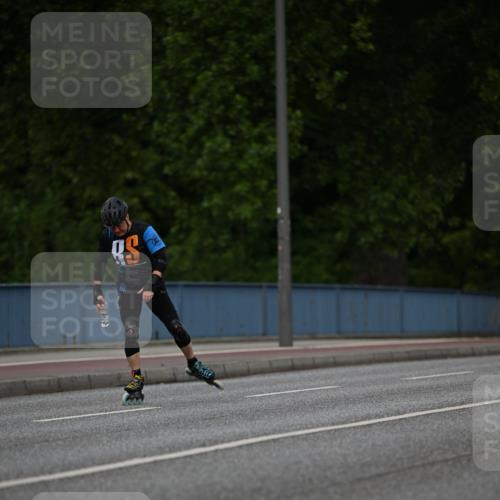 29.06.2025 - hella hamburg halbmarathon Dr. Thomas Lammeyer http://msf.ph/oto/8138408 29.06.2025 09:01:47 Kennedybrücke  meine-sportfotos.de