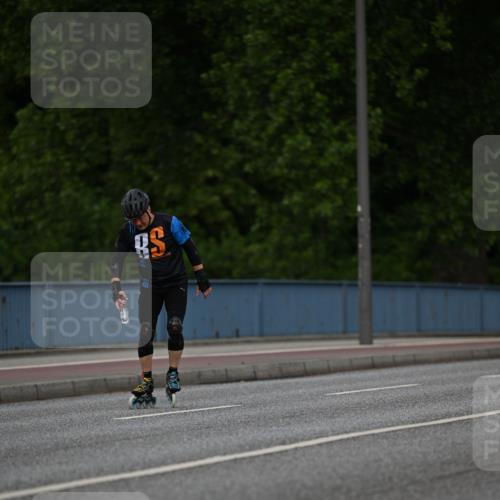 29.06.2025 - hella hamburg halbmarathon Dr. Thomas Lammeyer http://msf.ph/oto/8138410 29.06.2025 09:01:47 Kennedybrücke  meine-sportfotos.de