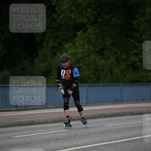 29.06.2025 - hella hamburg halbmarathon Dr. Thomas Lammeyer http://msf.ph/oto/8138420 29.06.2025 09:01:48 Kennedybrücke  meine-sportfotos.de