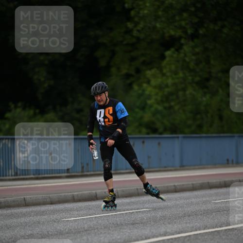 29.06.2025 - hella hamburg halbmarathon Dr. Thomas Lammeyer http://msf.ph/oto/8138422 29.06.2025 09:01:49 Kennedybrücke  meine-sportfotos.de