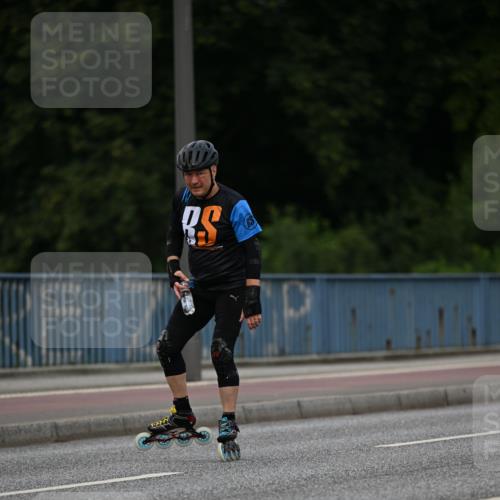 29.06.2025 - hella hamburg halbmarathon Dr. Thomas Lammeyer http://msf.ph/oto/8138428 29.06.2025 09:01:49 Kennedybrücke  meine-sportfotos.de
