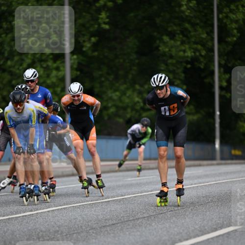 29.06.2025 - hella hamburg halbmarathon Dr. Thomas Lammeyer http://msf.ph/oto/8138432 29.06.2025 08:50:52 Kennedybrücke  meine-sportfotos.de