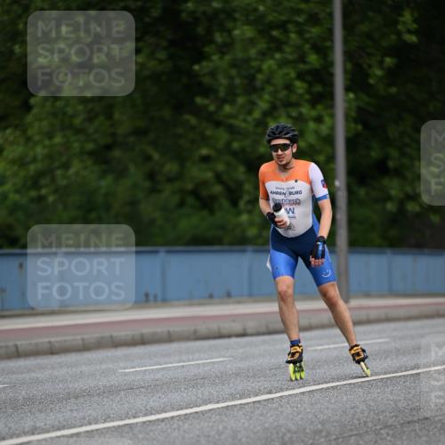 29.06.2025 - hella hamburg halbmarathon Dr. Thomas Lammeyer http://msf.ph/oto/8138442 29.06.2025 08:50:59 Kennedybrücke  meine-sportfotos.de