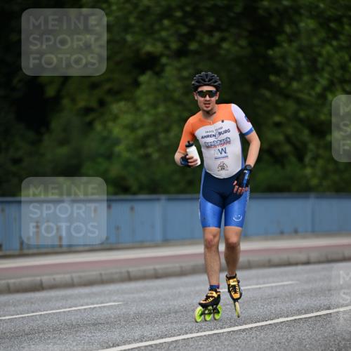 29.06.2025 - hella hamburg halbmarathon Dr. Thomas Lammeyer http://msf.ph/oto/8138446 29.06.2025 08:51:00 Kennedybrücke  meine-sportfotos.de