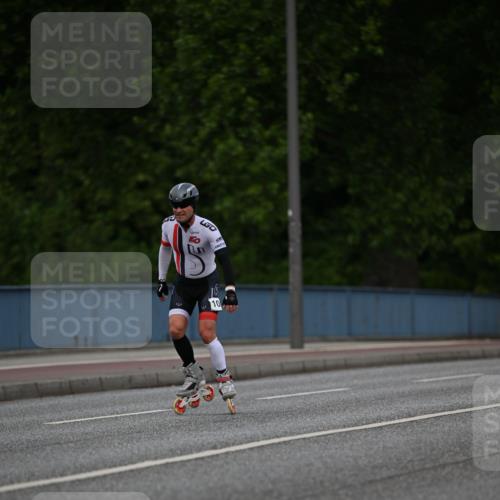 29.06.2025 - hella hamburg halbmarathon Dr. Thomas Lammeyer http://msf.ph/oto/8138451 29.06.2025 09:01:53 Kennedybrücke  meine-sportfotos.de