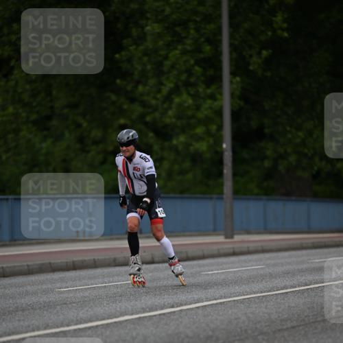 29.06.2025 - hella hamburg halbmarathon Dr. Thomas Lammeyer http://msf.ph/oto/8138452 29.06.2025 09:01:53 Kennedybrücke  meine-sportfotos.de