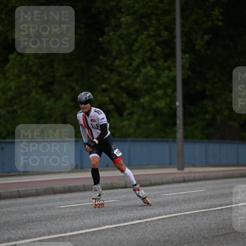 29.06.2025 - hella hamburg halbmarathon Dr. Thomas Lammeyer http://msf.ph/oto/8138453 29.06.2025 09:01:53 Kennedybrücke  meine-sportfotos.de