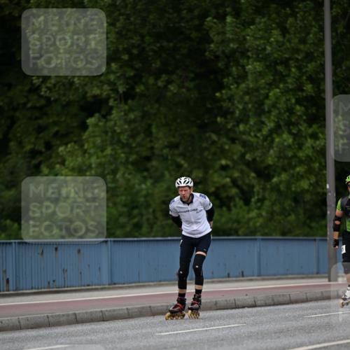 29.06.2025 - hella hamburg halbmarathon Dr. Thomas Lammeyer http://msf.ph/oto/8138464 29.06.2025 09:02:11 Kennedybrücke  meine-sportfotos.de