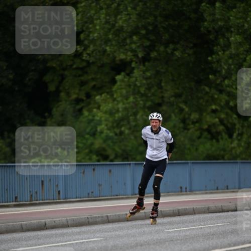 29.06.2025 - hella hamburg halbmarathon Dr. Thomas Lammeyer http://msf.ph/oto/8138474 29.06.2025 09:02:11 Kennedybrücke  meine-sportfotos.de