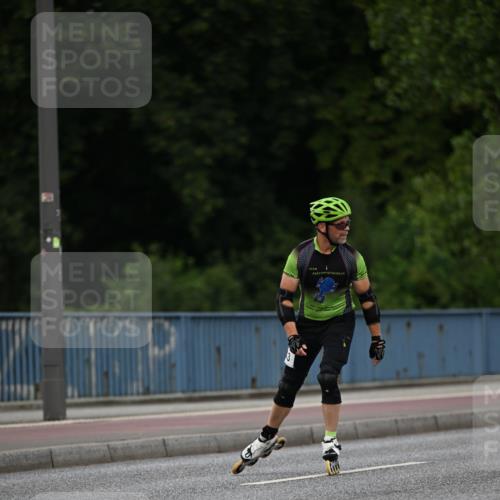 29.06.2025 - hella hamburg halbmarathon Dr. Thomas Lammeyer http://msf.ph/oto/8138488 29.06.2025 09:02:14 Kennedybrücke  meine-sportfotos.de