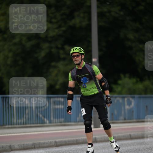 29.06.2025 - hella hamburg halbmarathon Dr. Thomas Lammeyer http://msf.ph/oto/8138510 29.06.2025 09:02:15 Kennedybrücke  meine-sportfotos.de