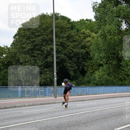 29.06.2025 - hella hamburg halbmarathon Dr. Thomas Lammeyer http://msf.ph/oto/8138536 29.06.2025 08:51:12 Kennedybrücke  meine-sportfotos.de
