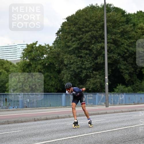 29.06.2025 - hella hamburg halbmarathon Dr. Thomas Lammeyer http://msf.ph/oto/8138540 29.06.2025 08:51:13 Kennedybrücke  meine-sportfotos.de