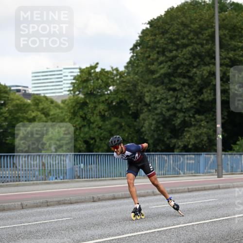 29.06.2025 - hella hamburg halbmarathon Dr. Thomas Lammeyer http://msf.ph/oto/8138553 29.06.2025 08:51:13 Kennedybrücke  meine-sportfotos.de