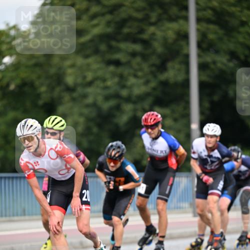 29.06.2025 - hella hamburg halbmarathon Dr. Thomas Lammeyer http://msf.ph/oto/8138620 29.06.2025 08:51:42 Kennedybrücke  meine-sportfotos.de