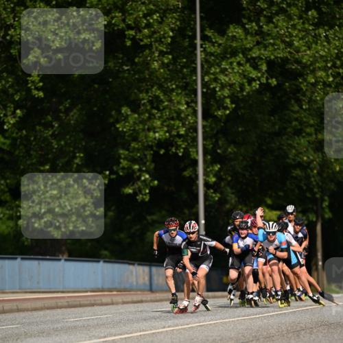 29.06.2025 - hella hamburg halbmarathon Dr. Thomas Lammeyer http://msf.ph/oto/8138634 29.06.2025 08:52:14 Kennedybrücke  meine-sportfotos.de