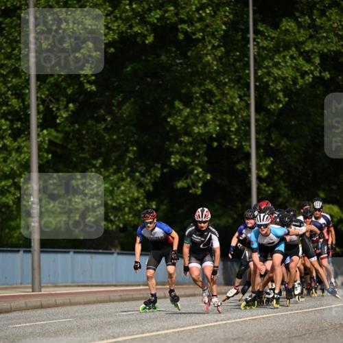 29.06.2025 - hella hamburg halbmarathon Dr. Thomas Lammeyer http://msf.ph/oto/8138639 29.06.2025 08:52:14 Kennedybrücke  meine-sportfotos.de