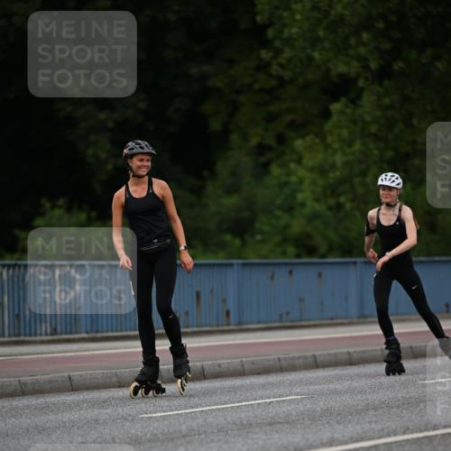 29.06.2025 - hella hamburg halbmarathon Dr. Thomas Lammeyer http://msf.ph/oto/8138660 29.06.2025 09:02:29 Kennedybrücke  meine-sportfotos.de