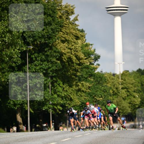 29.06.2025 - hella hamburg halbmarathon Dr. Thomas Lammeyer http://msf.ph/oto/8138684 29.06.2025 08:52:53 Kennedybrücke  meine-sportfotos.de