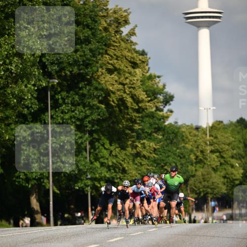 29.06.2025 - hella hamburg halbmarathon Dr. Thomas Lammeyer http://msf.ph/oto/8138693 29.06.2025 08:52:54 Kennedybrücke  meine-sportfotos.de
