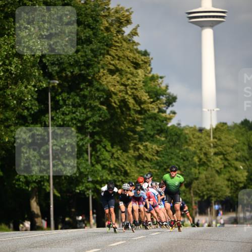 29.06.2025 - hella hamburg halbmarathon Dr. Thomas Lammeyer http://msf.ph/oto/8138695 29.06.2025 08:52:54 Kennedybrücke  meine-sportfotos.de