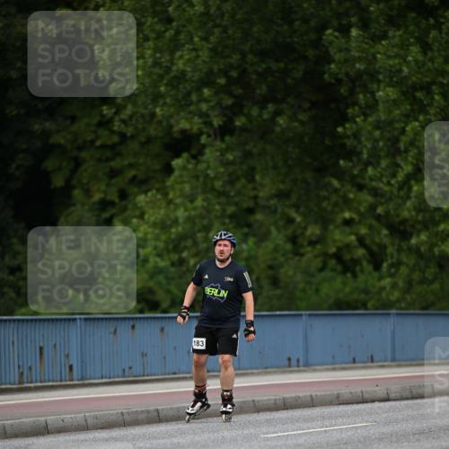 29.06.2025 - hella hamburg halbmarathon Dr. Thomas Lammeyer http://msf.ph/oto/8138713 29.06.2025 09:02:48 Kennedybrücke  meine-sportfotos.de