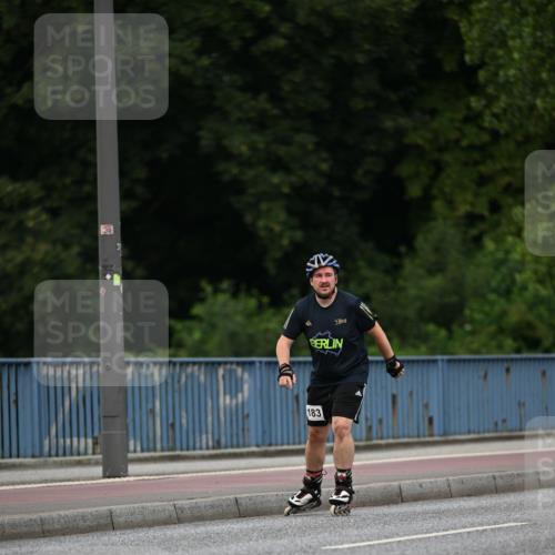 29.06.2025 - hella hamburg halbmarathon Dr. Thomas Lammeyer http://msf.ph/oto/8138719 29.06.2025 09:02:50 Kennedybrücke  meine-sportfotos.de