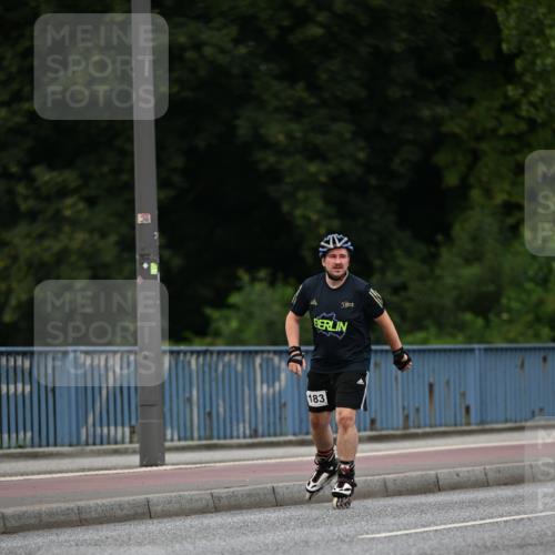 29.06.2025 - hella hamburg halbmarathon Dr. Thomas Lammeyer http://msf.ph/oto/8138721 29.06.2025 09:02:50 Kennedybrücke  meine-sportfotos.de