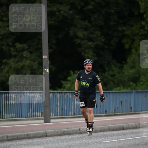 29.06.2025 - hella hamburg halbmarathon Dr. Thomas Lammeyer http://msf.ph/oto/8138722 29.06.2025 09:02:50 Kennedybrücke  meine-sportfotos.de