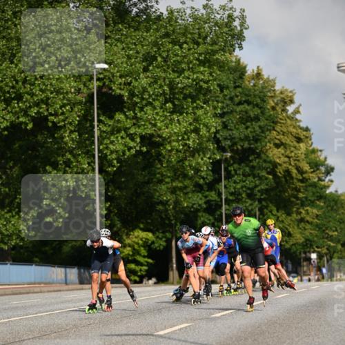 29.06.2025 - hella hamburg halbmarathon Dr. Thomas Lammeyer http://msf.ph/oto/8138741 29.06.2025 08:52:58 Kennedybrücke  meine-sportfotos.de