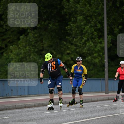 29.06.2025 - hella hamburg halbmarathon Dr. Thomas Lammeyer http://msf.ph/oto/8138753 29.06.2025 09:03:12 Kennedybrücke  meine-sportfotos.de