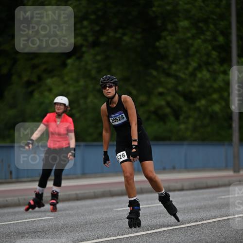 29.06.2025 - hella hamburg halbmarathon Dr. Thomas Lammeyer http://msf.ph/oto/8138763 29.06.2025 09:03:15 Kennedybrücke  meine-sportfotos.de