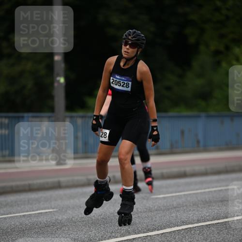 29.06.2025 - hella hamburg halbmarathon Dr. Thomas Lammeyer http://msf.ph/oto/8138770 29.06.2025 09:03:16 Kennedybrücke  meine-sportfotos.de