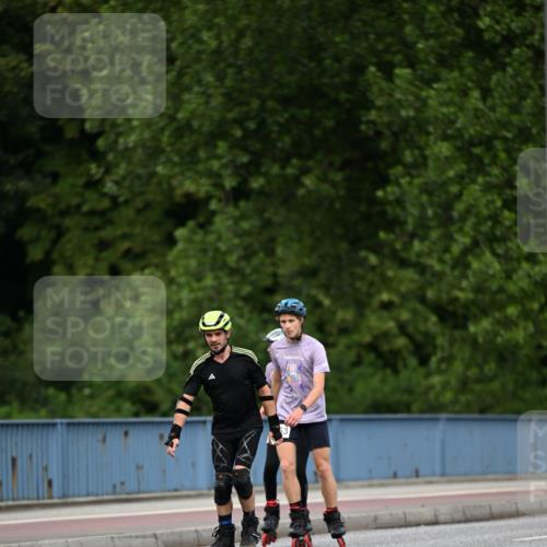 29.06.2025 - hella hamburg halbmarathon Dr. Thomas Lammeyer http://msf.ph/oto/8138776 29.06.2025 09:03:20 Kennedybrücke  meine-sportfotos.de