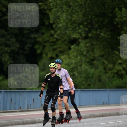 29.06.2025 - hella hamburg halbmarathon Dr. Thomas Lammeyer http://msf.ph/oto/8138780 29.06.2025 09:03:21 Kennedybrücke  meine-sportfotos.de