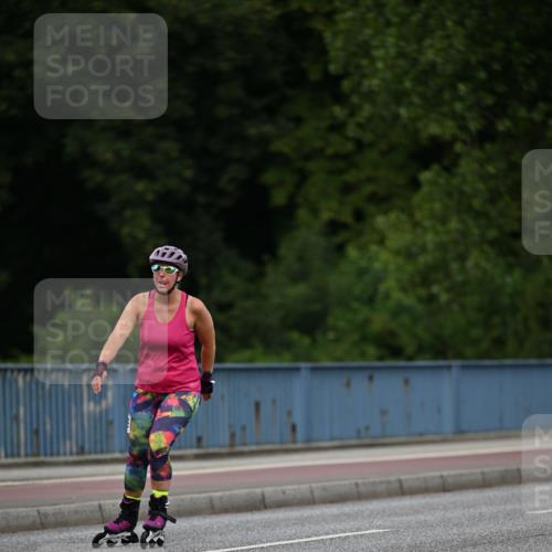 29.06.2025 - hella hamburg halbmarathon Dr. Thomas Lammeyer http://msf.ph/oto/8138810 29.06.2025 09:03:27 Kennedybrücke  meine-sportfotos.de