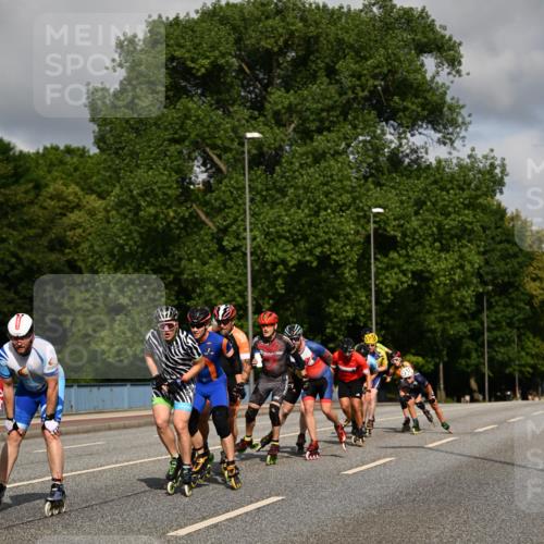29.06.2025 - hella hamburg halbmarathon Dr. Thomas Lammeyer http://msf.ph/oto/8138825 29.06.2025 08:53:01 Kennedybrücke  meine-sportfotos.de